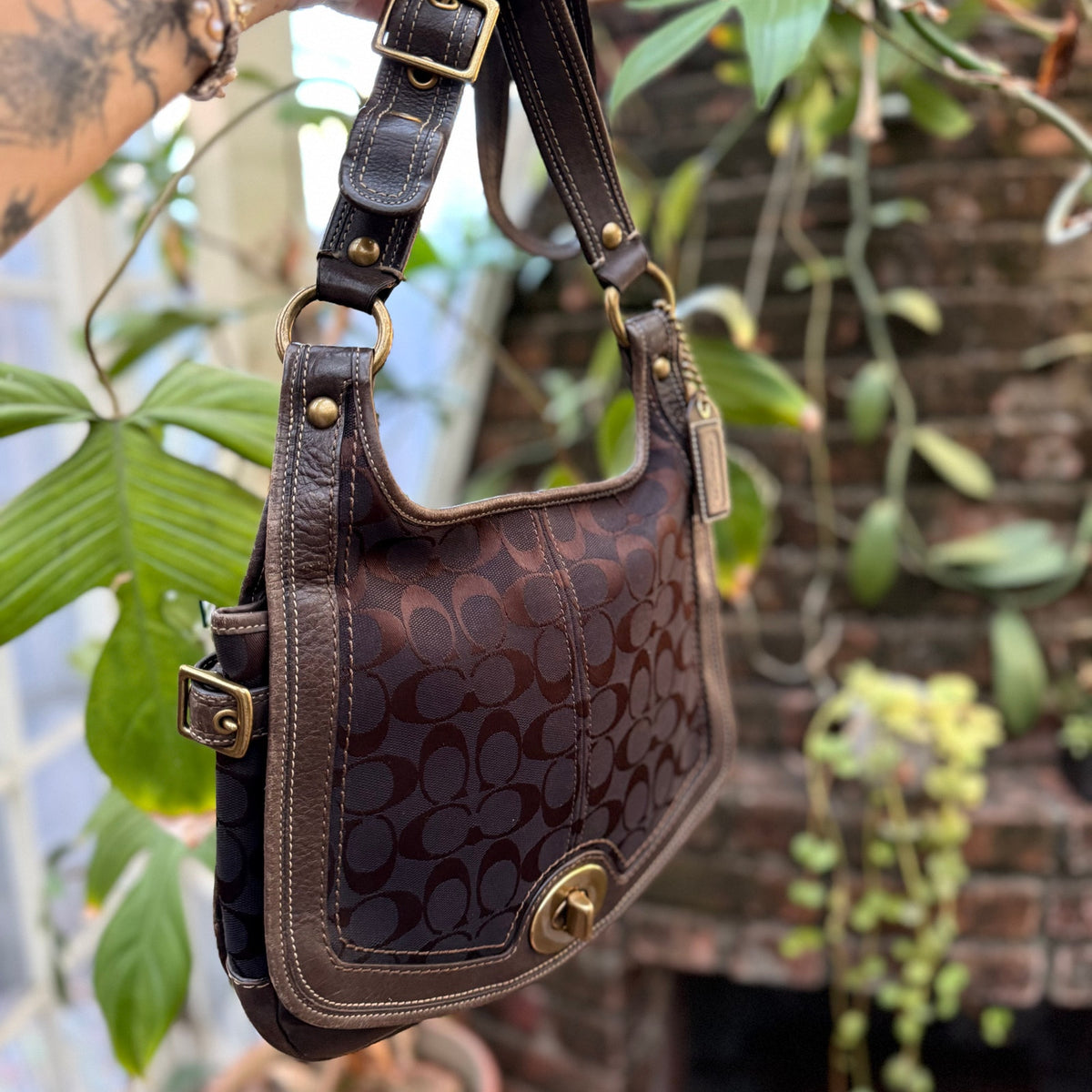 Coach Legacy Signature Turnlock Flap Hippie Brown Shoulder Bag 11145
