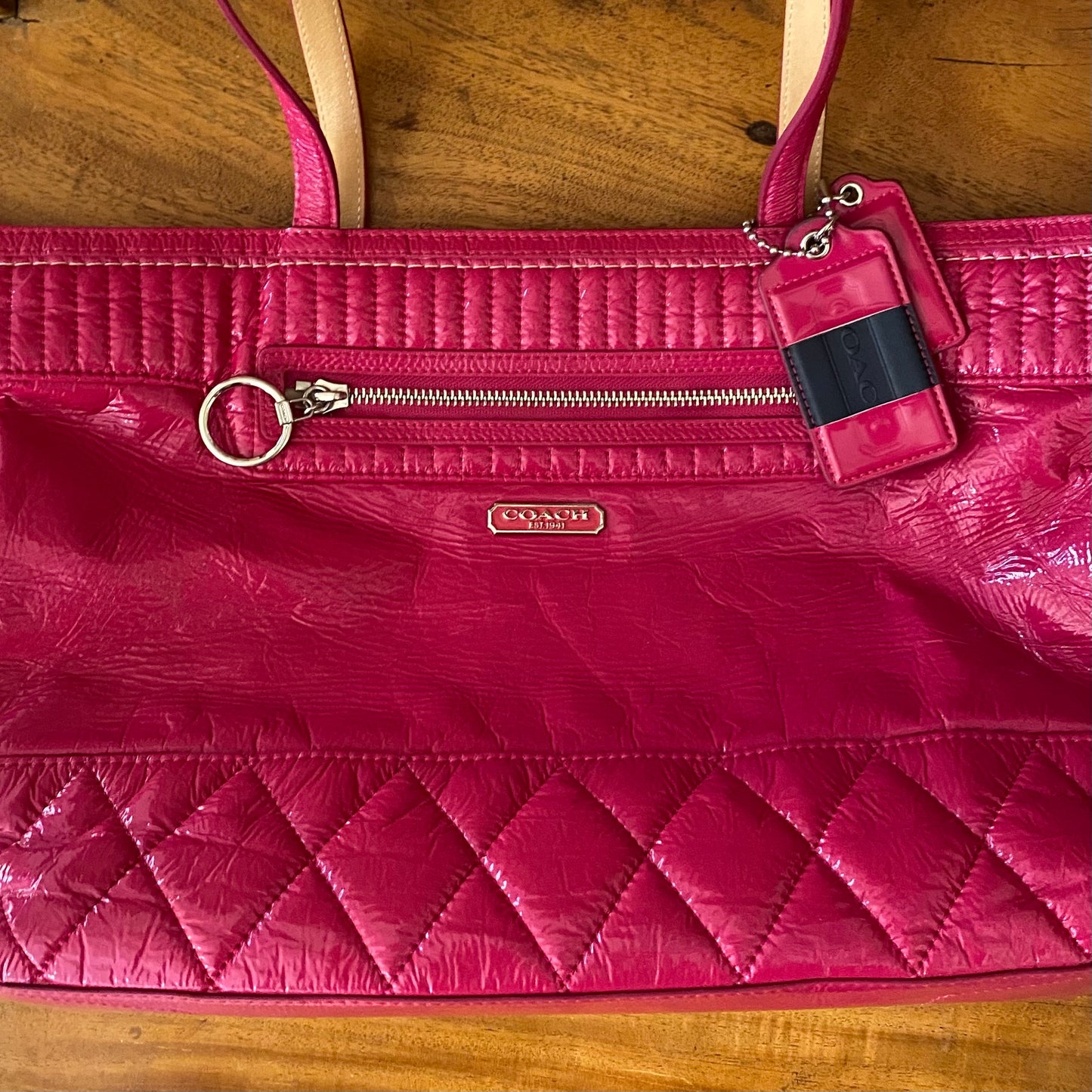 Coach Poppy Daisy Liquid Gloss Patent Leather Shoulder Tote Bag Pink Magenta