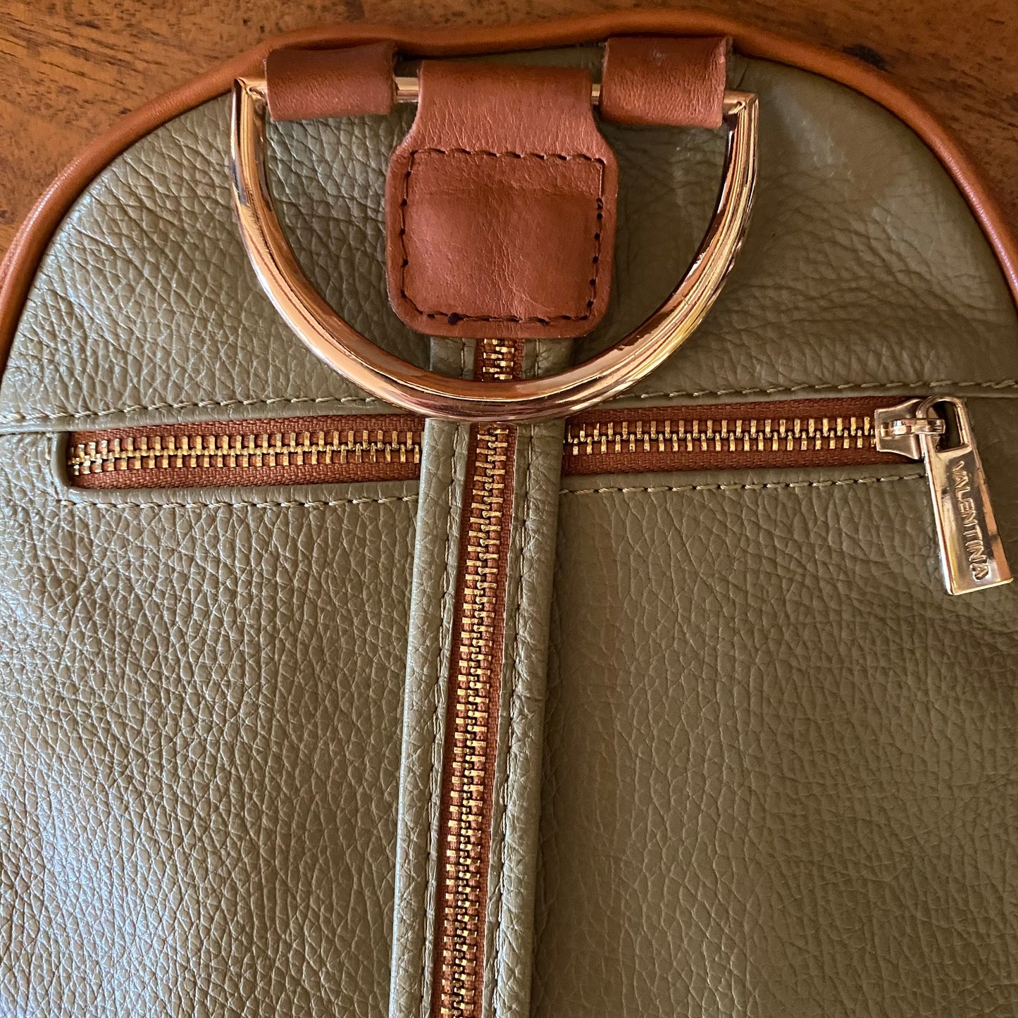 VALENTINA | MULTIFUNCTIONAL BACKPACK SLING SHOULDER BAG | Sage Green Leather