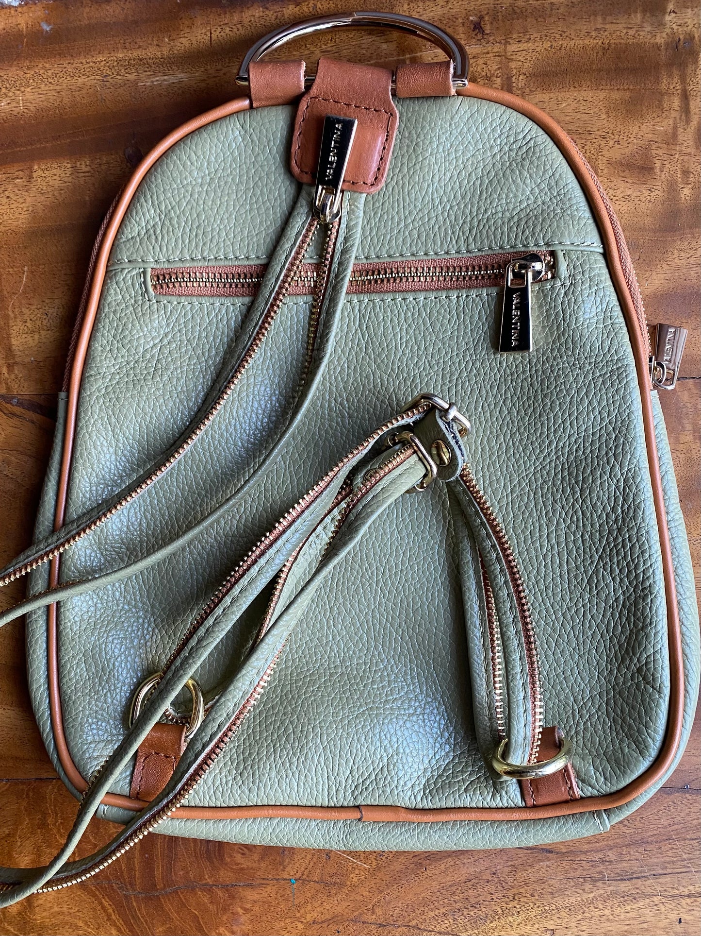 VALENTINA | MULTIFUNCTIONAL BACKPACK SLING SHOULDER BAG | Sage Green Leather