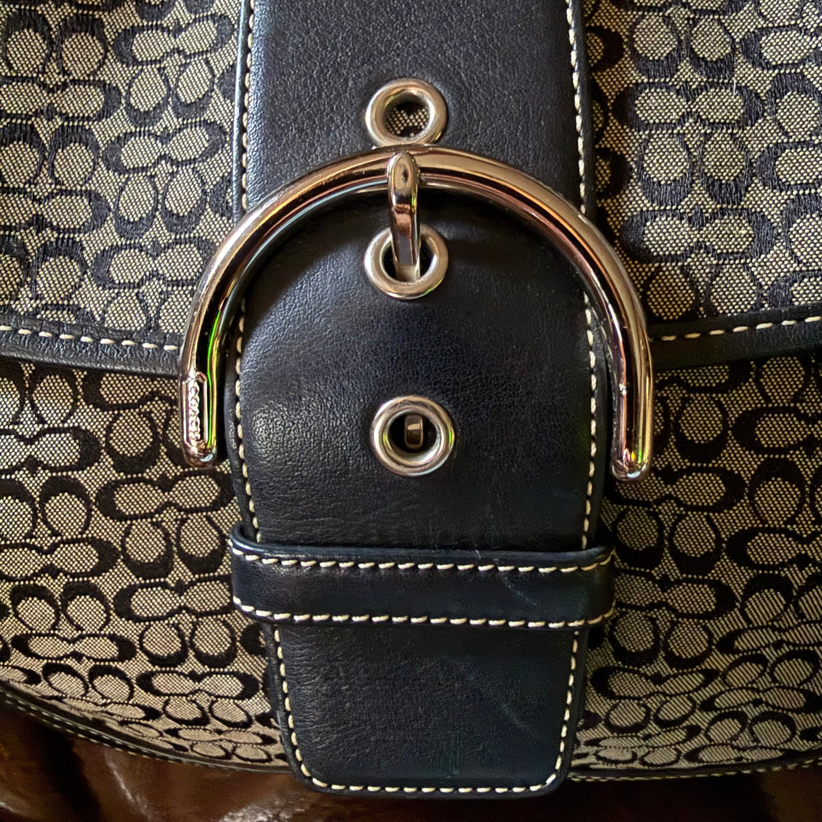 Vintage Coach Soho Signature Buckle Shoulder Bag Black Grey 6808 Y2K