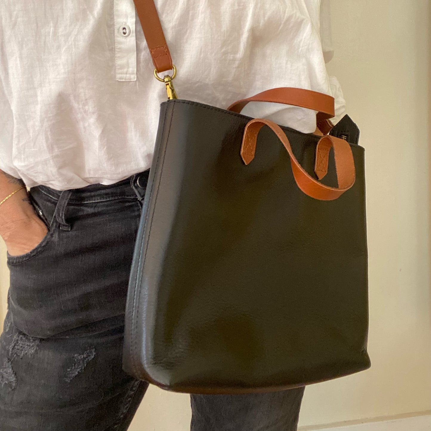Madewell Zip-Top Transport Crossbody Tote Black Leather with Brown Trim